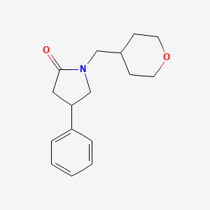 molecular formula C16H21NO2 B6463871 1-[(oxan-4-yl)methyl]-4-phenylpyrrolidin-2-one CAS No. 2640935-63-1