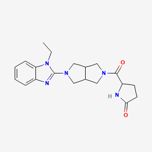 molecular formula C20H25N5O2 B6464239 5-[5-(1-ethyl-1H-1,3-benzodiazol-2-yl)-octahydropyrrolo[3,4-c]pyrrole-2-carbonyl]pyrrolidin-2-one CAS No. 2640815-44-5