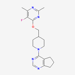 molecular formula C19H24FN5O B6464731 4-[(1-{5H,6H,7H-cyclopenta[d]pyrimidin-4-yl}piperidin-4-yl)methoxy]-5-fluoro-2,6-dimethylpyrimidine CAS No. 2640948-78-1