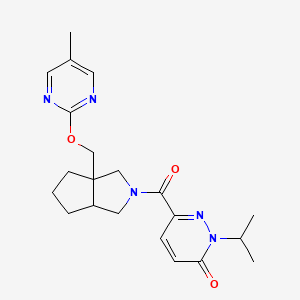 molecular formula C21H27N5O3 B6465466 6-(3a-{[(5-methylpyrimidin-2-yl)oxy]methyl}-octahydrocyclopenta[c]pyrrole-2-carbonyl)-2-(propan-2-yl)-2,3-dihydropyridazin-3-one CAS No. 2640969-17-9