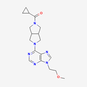 molecular formula C18H24N6O2 B6465507 6-{5-cyclopropanecarbonyl-octahydropyrrolo[3,4-c]pyrrol-2-yl}-9-(2-methoxyethyl)-9H-purine CAS No. 2640902-40-3