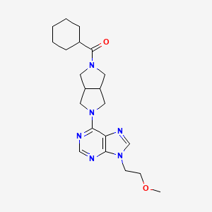 molecular formula C21H30N6O2 B6465706 6-{5-cyclohexanecarbonyl-octahydropyrrolo[3,4-c]pyrrol-2-yl}-9-(2-methoxyethyl)-9H-purine CAS No. 2640953-94-0