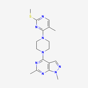 molecular formula C17H22N8S B6465896 4-(4-{1,6-dimethyl-1H-pyrazolo[3,4-d]pyrimidin-4-yl}piperazin-1-yl)-5-methyl-2-(methylsulfanyl)pyrimidine CAS No. 2640944-28-9