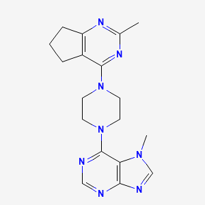 molecular formula C18H22N8 B6466181 7-methyl-6-(4-{2-methyl-5H,6H,7H-cyclopenta[d]pyrimidin-4-yl}piperazin-1-yl)-7H-purine CAS No. 2640945-14-6