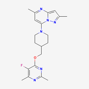 molecular formula C20H25FN6O B6466776 4-[(1-{2,5-dimethylpyrazolo[1,5-a]pyrimidin-7-yl}piperidin-4-yl)methoxy]-5-fluoro-2,6-dimethylpyrimidine CAS No. 2640949-27-3