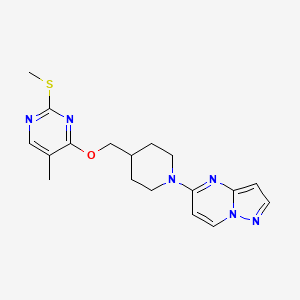 molecular formula C18H22N6OS B6466982 5-methyl-2-(methylsulfanyl)-4-[(1-{pyrazolo[1,5-a]pyrimidin-5-yl}piperidin-4-yl)methoxy]pyrimidine CAS No. 2640896-66-6