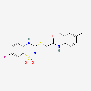 molecular formula C18H18FN3O3S2 B6512970 2-[(7-fluoro-1,1-dioxo-4H-1lambda6,2,4-benzothiadiazin-3-yl)sulfanyl]-N-(2,4,6-trimethylphenyl)acetamide CAS No. 886953-39-5