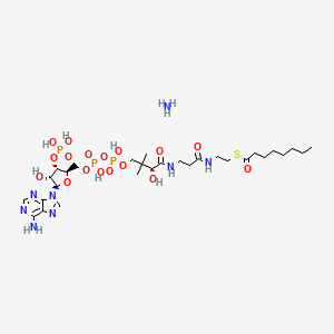 molecular formula C29H53N8O17P3S B6596222 S-[2-[3-[[(2R)-4-[[[(2R,3S,4R,5R)-5-(6-aminopurin-9-yl)-4-hydroxy-3-phosphonooxyoxolan-2-yl]methoxy-hydroxyphosphoryl]oxy-hydroxyphosphoryl]oxy-2-hydroxy-3,3-dimethylbutanoyl]amino]propanoylamino]ethyl] octanethioate;azane CAS No. 799812-82-1