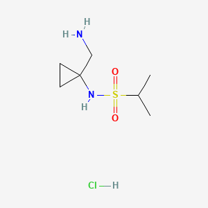 molecular formula C7H17ClN2O2S B6608391 N-[1-(aminomethyl)cyclopropyl]propane-2-sulfonamidehydrochloride CAS No. 2839144-56-6