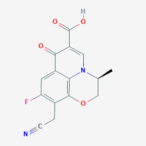molecular formula C15H11FN2O4 B066237 (S)-10-(Cyanomethyl)-9-fluoro-3-methyl-7-oxo-3,7-dihydro-2H-[1,4]oxazino[2,3,4-ij]quinoline-6-carboxylic acid CAS No. 176760-98-8