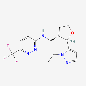 molecular formula C15H18F3N5O B6672266 N-[[(2R,3S)-2-(2-ethylpyrazol-3-yl)oxolan-3-yl]methyl]-6-(trifluoromethyl)pyridazin-3-amine 