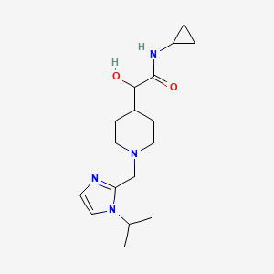 molecular formula C17H28N4O2 B6673635 N-cyclopropyl-2-hydroxy-2-[1-[(1-propan-2-ylimidazol-2-yl)methyl]piperidin-4-yl]acetamide 