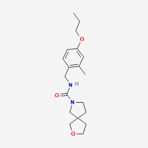 molecular formula C19H28N2O3 B6705730 N-[(2-methyl-4-propoxyphenyl)methyl]-2-oxa-7-azaspiro[4.4]nonane-7-carboxamide 
