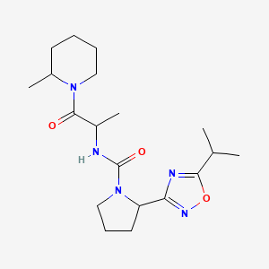 molecular formula C19H31N5O3 B6755625 N-[1-(2-methylpiperidin-1-yl)-1-oxopropan-2-yl]-2-(5-propan-2-yl-1,2,4-oxadiazol-3-yl)pyrrolidine-1-carboxamide 