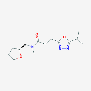 molecular formula C14H23N3O3 B6766389 N-methyl-N-[[(2R)-oxolan-2-yl]methyl]-3-(5-propan-2-yl-1,3,4-oxadiazol-2-yl)propanamide 
