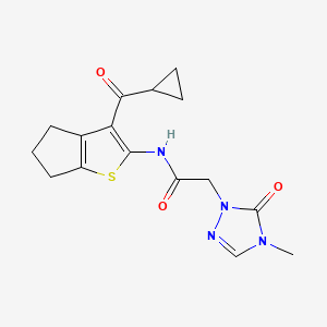 molecular formula C16H18N4O3S B6771305 N-[3-(cyclopropanecarbonyl)-5,6-dihydro-4H-cyclopenta[b]thiophen-2-yl]-2-(4-methyl-5-oxo-1,2,4-triazol-1-yl)acetamide 