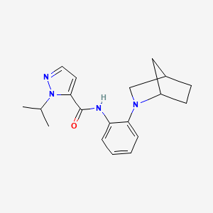 molecular formula C19H24N4O B6777499 N-[2-(2-azabicyclo[2.2.1]heptan-2-yl)phenyl]-2-propan-2-ylpyrazole-3-carboxamide 