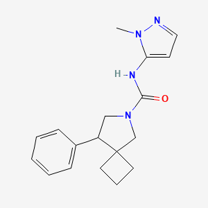 molecular formula C18H22N4O B6805096 N-(2-methylpyrazol-3-yl)-8-phenyl-6-azaspiro[3.4]octane-6-carboxamide 