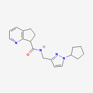 molecular formula C18H22N4O B6810564 N-[(1-cyclopentylpyrazol-3-yl)methyl]-6,7-dihydro-5H-cyclopenta[b]pyridine-7-carboxamide 