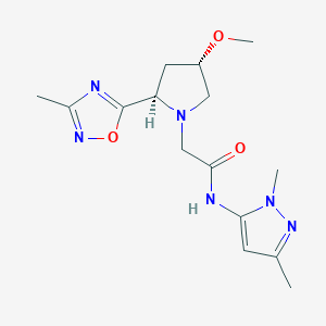 molecular formula C15H22N6O3 B6813414 N-(2,5-dimethylpyrazol-3-yl)-2-[(2R,4S)-4-methoxy-2-(3-methyl-1,2,4-oxadiazol-5-yl)pyrrolidin-1-yl]acetamide 