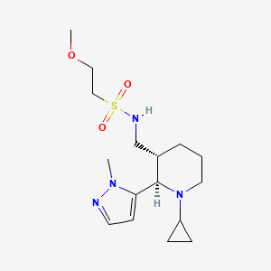 molecular formula C16H28N4O3S B6835544 N-[[(2R,3S)-1-cyclopropyl-2-(2-methylpyrazol-3-yl)piperidin-3-yl]methyl]-2-methoxyethanesulfonamide 