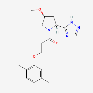 molecular formula C18H24N4O3 B6862677 3-(2,5-dimethylphenoxy)-1-[(2S,4R)-4-methoxy-2-(1H-1,2,4-triazol-5-yl)pyrrolidin-1-yl]propan-1-one 