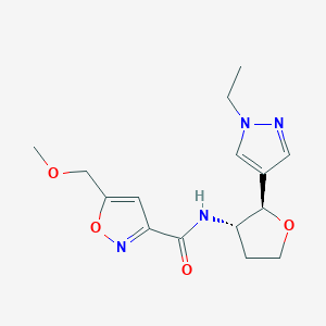 molecular formula C15H20N4O4 B6874514 N-[(2R,3S)-2-(1-ethylpyrazol-4-yl)oxolan-3-yl]-5-(methoxymethyl)-1,2-oxazole-3-carboxamide 
