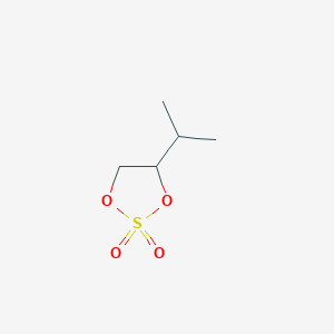 molecular formula C5H10O4S B068780 4-Isopropyl-1,3,2-dioxathiolane 2,2-dioxide CAS No. 176094-53-4