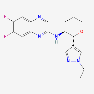molecular formula C18H19F2N5O B6878891 N-[(2R,3S)-2-(1-ethylpyrazol-4-yl)oxan-3-yl]-6,7-difluoroquinoxalin-2-amine 