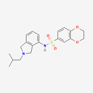 molecular formula C20H24N2O4S B6904197 N-[2-(2-methylpropyl)-1,3-dihydroisoindol-4-yl]-2,3-dihydro-1,4-benzodioxine-6-sulfonamide 