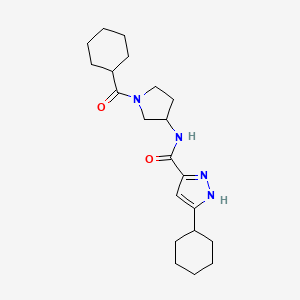 molecular formula C21H32N4O2 B6908126 N-[1-(cyclohexanecarbonyl)pyrrolidin-3-yl]-5-cyclohexyl-1H-pyrazole-3-carboxamide 