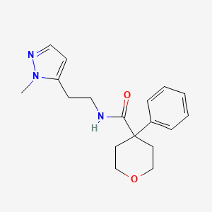 molecular formula C18H23N3O2 B6913656 N-[2-(2-methylpyrazol-3-yl)ethyl]-4-phenyloxane-4-carboxamide 