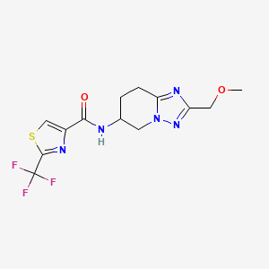 molecular formula C13H14F3N5O2S B6923205 N-[2-(methoxymethyl)-5,6,7,8-tetrahydro-[1,2,4]triazolo[1,5-a]pyridin-6-yl]-2-(trifluoromethyl)-1,3-thiazole-4-carboxamide 