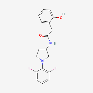molecular formula C18H18F2N2O2 B6923850 N-[1-(2,6-difluorophenyl)pyrrolidin-3-yl]-2-(2-hydroxyphenyl)acetamide 