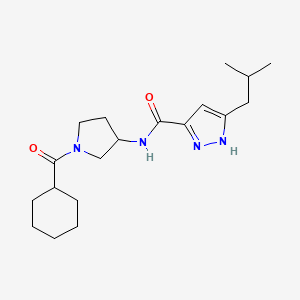 molecular formula C19H30N4O2 B6927063 N-[1-(cyclohexanecarbonyl)pyrrolidin-3-yl]-5-(2-methylpropyl)-1H-pyrazole-3-carboxamide 