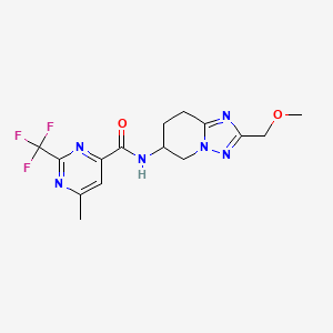 molecular formula C15H17F3N6O2 B6943249 N-[2-(methoxymethyl)-5,6,7,8-tetrahydro-[1,2,4]triazolo[1,5-a]pyridin-6-yl]-6-methyl-2-(trifluoromethyl)pyrimidine-4-carboxamide 