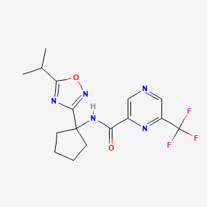 molecular formula C16H18F3N5O2 B6948506 N-[1-(5-propan-2-yl-1,2,4-oxadiazol-3-yl)cyclopentyl]-6-(trifluoromethyl)pyrazine-2-carboxamide 