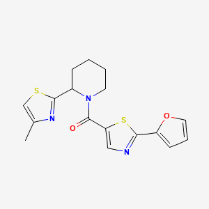 molecular formula C17H17N3O2S2 B6962113 [2-(Furan-2-yl)-1,3-thiazol-5-yl]-[2-(4-methyl-1,3-thiazol-2-yl)piperidin-1-yl]methanone 