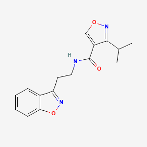 molecular formula C16H17N3O3 B7002503 N-[2-(1,2-benzoxazol-3-yl)ethyl]-3-propan-2-yl-1,2-oxazole-4-carboxamide 