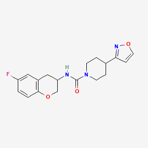 molecular formula C18H20FN3O3 B7013656 N-(6-fluoro-3,4-dihydro-2H-chromen-3-yl)-4-(1,2-oxazol-3-yl)piperidine-1-carboxamide 