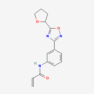 molecular formula C15H15N3O3 B7016400 N-[3-[5-(oxolan-2-yl)-1,2,4-oxadiazol-3-yl]phenyl]prop-2-enamide 