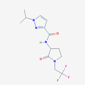 molecular formula C13H17F3N4O2 B7019618 N-[2-oxo-1-(2,2,2-trifluoroethyl)pyrrolidin-3-yl]-1-propan-2-ylpyrazole-3-carboxamide 