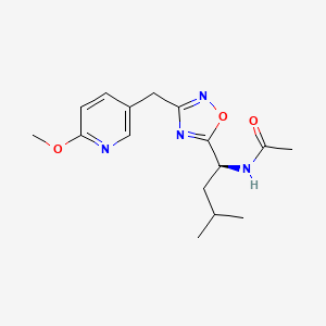 molecular formula C16H22N4O3 B7036361 N-[(1S)-1-[3-[(6-methoxypyridin-3-yl)methyl]-1,2,4-oxadiazol-5-yl]-3-methylbutyl]acetamide 