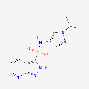 molecular formula C12H14N6O2S B7046007 N-(1-propan-2-ylpyrazol-4-yl)-2H-pyrazolo[3,4-b]pyridine-3-sulfonamide 