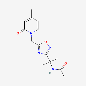 molecular formula C14H18N4O3 B7065781 N-[2-[5-[(4-methyl-2-oxopyridin-1-yl)methyl]-1,2,4-oxadiazol-3-yl]propan-2-yl]acetamide 
