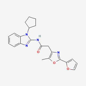 molecular formula C22H22N4O3 B7067250 N-(1-cyclopentylbenzimidazol-2-yl)-2-[2-(furan-2-yl)-5-methyl-1,3-oxazol-4-yl]acetamide 