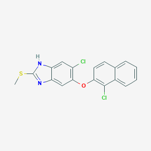 molecular formula C18H12Cl2N2OS B070773 1H-Benzimidazole, 5-chloro-6-((1-chloro-2-naphthalenyl)oxy)-2-(methylthio)- CAS No. 174503-69-6