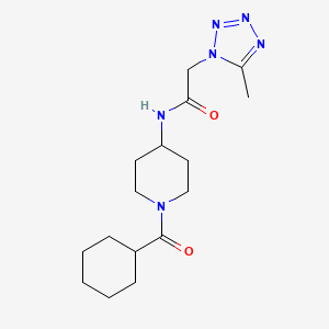 molecular formula C16H26N6O2 B7077680 N-[1-(cyclohexanecarbonyl)piperidin-4-yl]-2-(5-methyltetrazol-1-yl)acetamide 