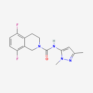 molecular formula C15H16F2N4O B7080793 N-(2,5-dimethylpyrazol-3-yl)-5,8-difluoro-3,4-dihydro-1H-isoquinoline-2-carboxamide 