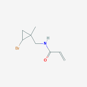 molecular formula C8H12BrNO B7099584 N-[(2-bromo-1-methylcyclopropyl)methyl]prop-2-enamide 